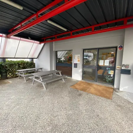 卡尔卡松克拉斯艾克酒店 酒店