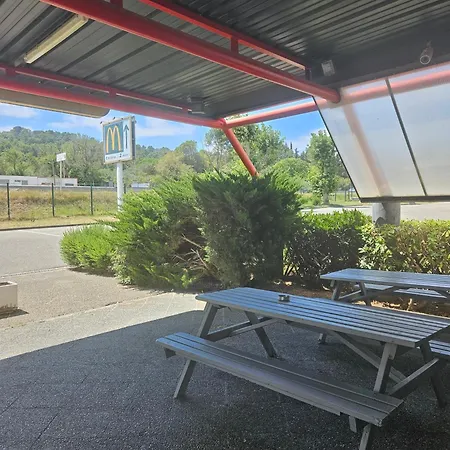 מלון Class'eco קרקסון